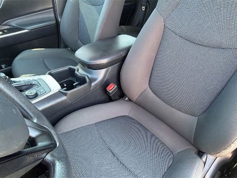 Certified 2025 Toyota RAV4 LE image 16