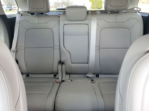 Used 2023 Lincoln Corsair Reserve w/ Equipment Group 201A image 19