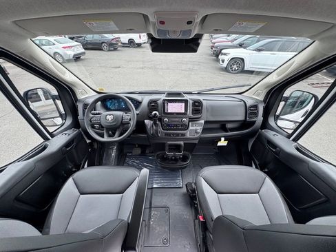 Used 2025 RAM ProMaster 3500 w/ Convenience Group FWD image 22