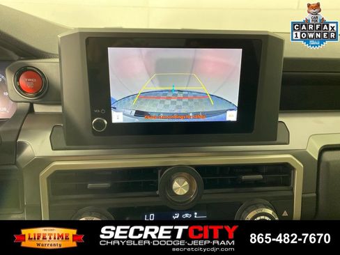 Used 2025 Toyota Tacoma TRD Sport AWD/4WD image 21