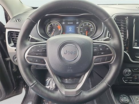 Used 2019 Jeep Cherokee Limited w/ Trailer Tow Group image 32