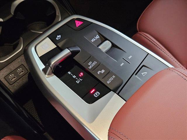 Used 2026 BMW X1 xDrive28i w/ Technology Package AWD/4WD image 11