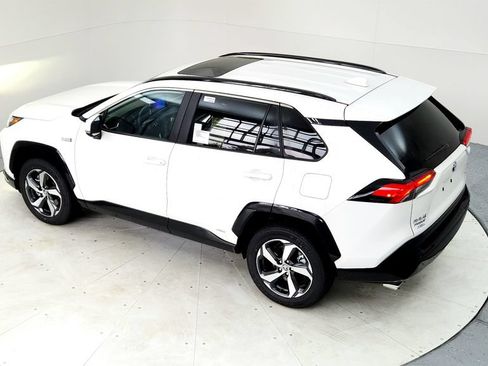 Used 2023 Toyota RAV4 SE w/ Weather & Moonroof Package AWD/4WD image 15