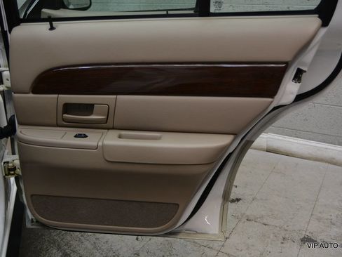 Used 2003 Mercury Grand Marquis GS RWD image 14