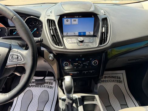 Used 2019 Ford Escape SEL AWD/4WD image 24
