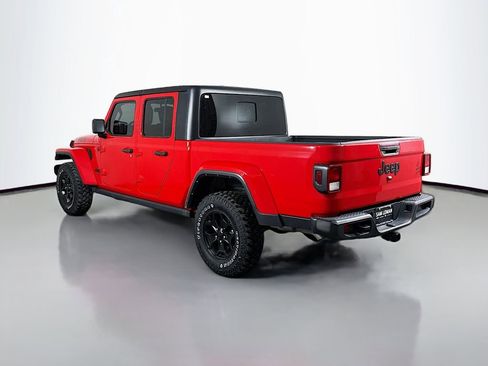 Used 2022 Jeep Gladiator Sport image 5