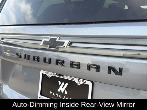 Used 2022 Chevrolet Suburban RST w/ Luxury Package image 10