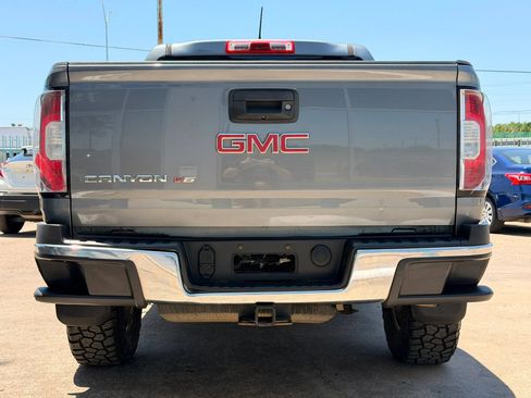 Used 2020 GMC Canyon 2WD Crew Cab w/ Convenience Package image 4
