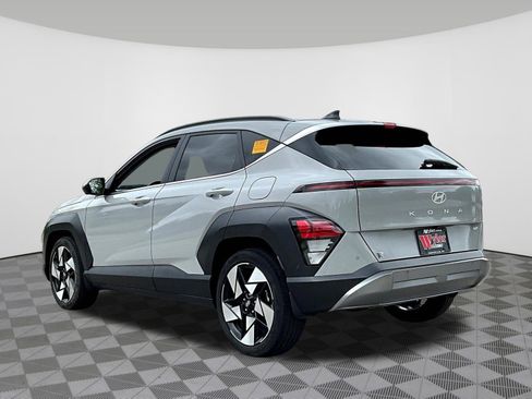 Used 2024 Hyundai Kona Limited FWD image 4