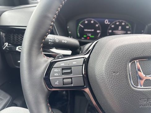 Used 2026 Honda CR-V Sport Touring image 25