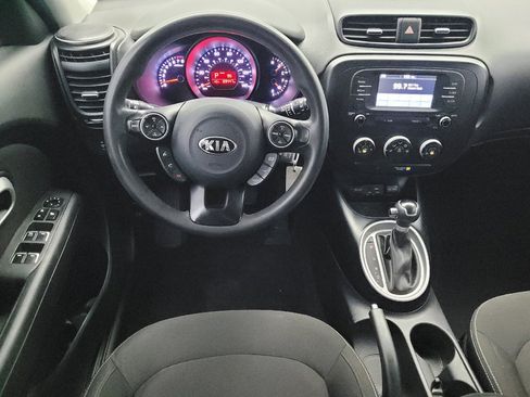 Used 2019 Kia Soul image 22