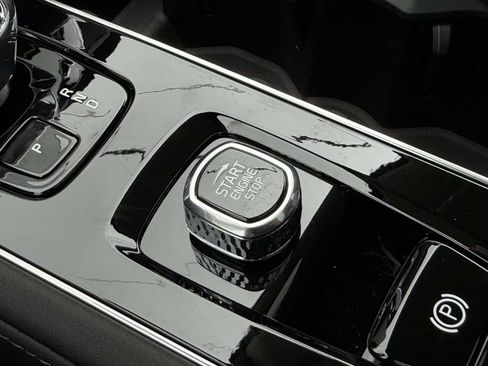 New 2026 Volvo XC90 B6 Ultra w/ Lounge Package AWD/4WD image 7