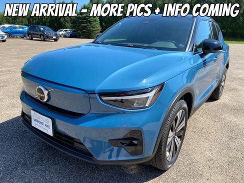 Used 2023 Volvo XC40 Recharge Plus AWD/4WD image 1