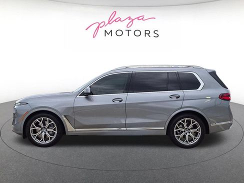 Used 2025 BMW X7 xDrive40i AWD/4WD image 8