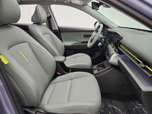 Used 2024 Hyundai Kona Limited FWD image 19
