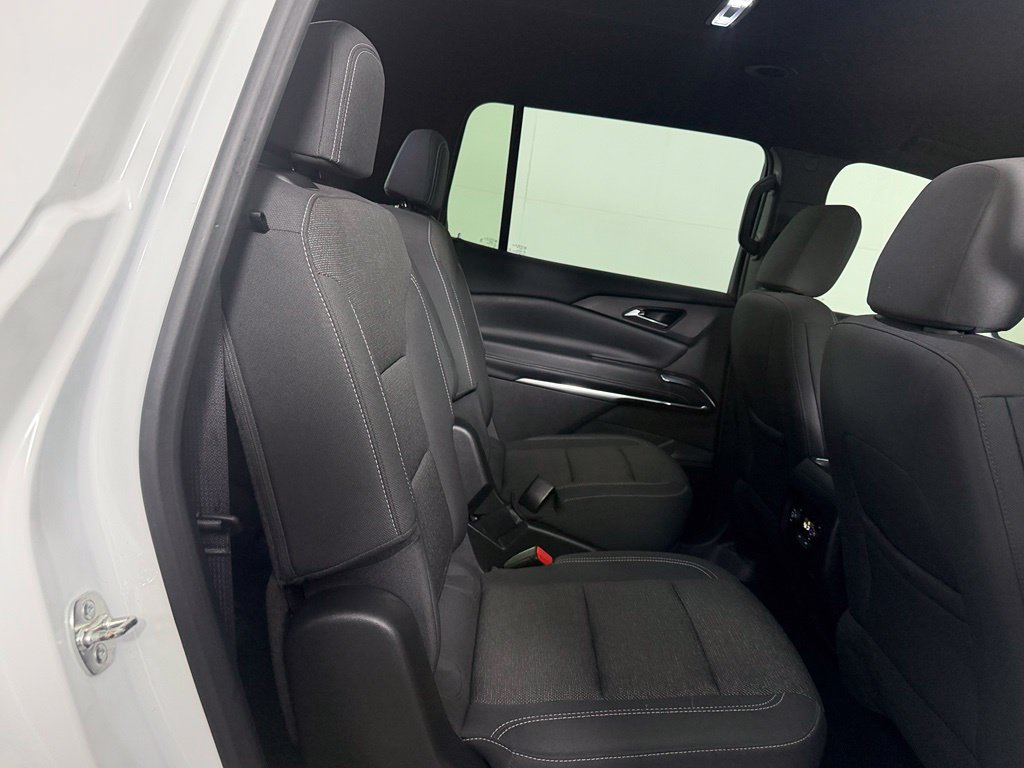Used 2025 Chevrolet Traverse LT w/ Driver Confidence Package FWD image 27