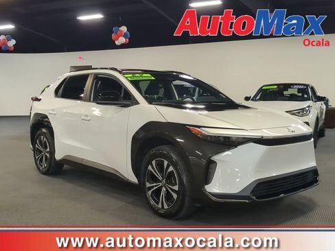 Used 2024 Toyota bZ4X XLE image 1