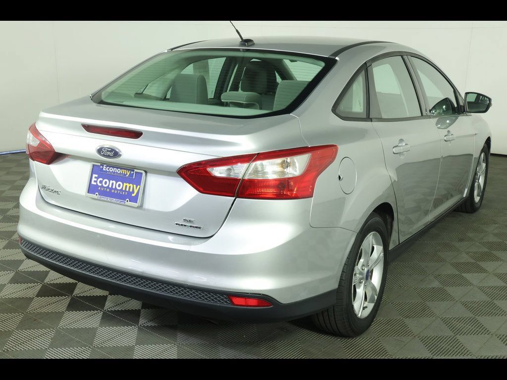 Used 2013 Ford Focus SE FWD image 8