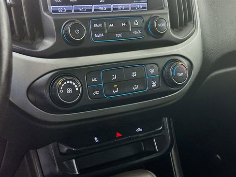 Used 2016 Chevrolet Colorado LT w/ LT Convenience Package RWD image 20