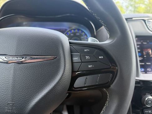Certified 2023 Chrysler 300 S RWD image 22