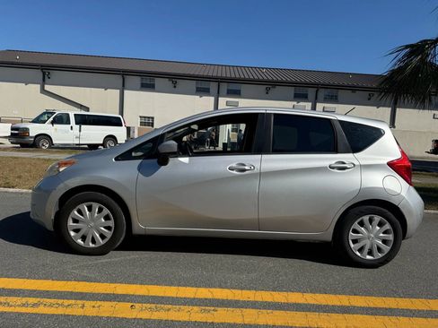 Used 2015 Nissan Versa Note SV image 5