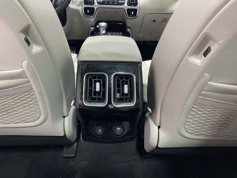 Used 2022 Kia Sorento SX FWD image 11