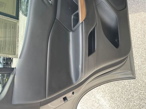 Used 2019 GMC Acadia SLE FWD image 19