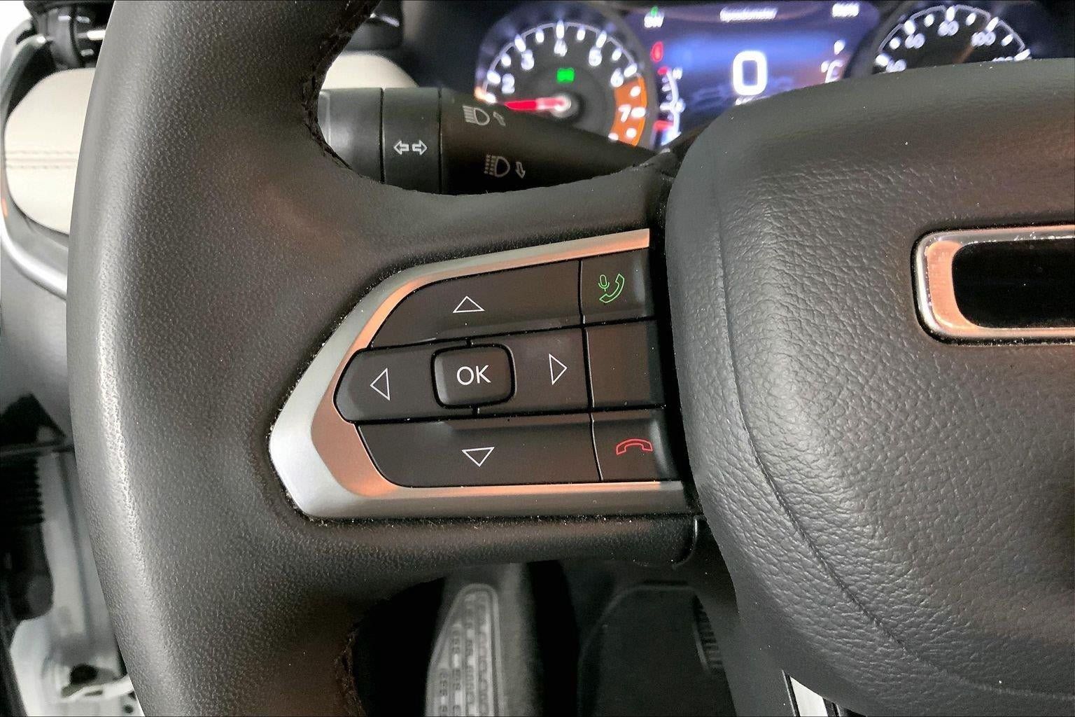 Used 2025 Jeep Compass Limited AWD/4WD image 18
