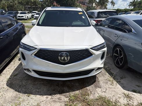 Used 2024 Acura MDX w/ Technology Package FWD image 3