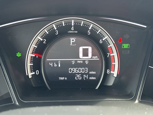 Used 2018 Honda Civic Sport image 27