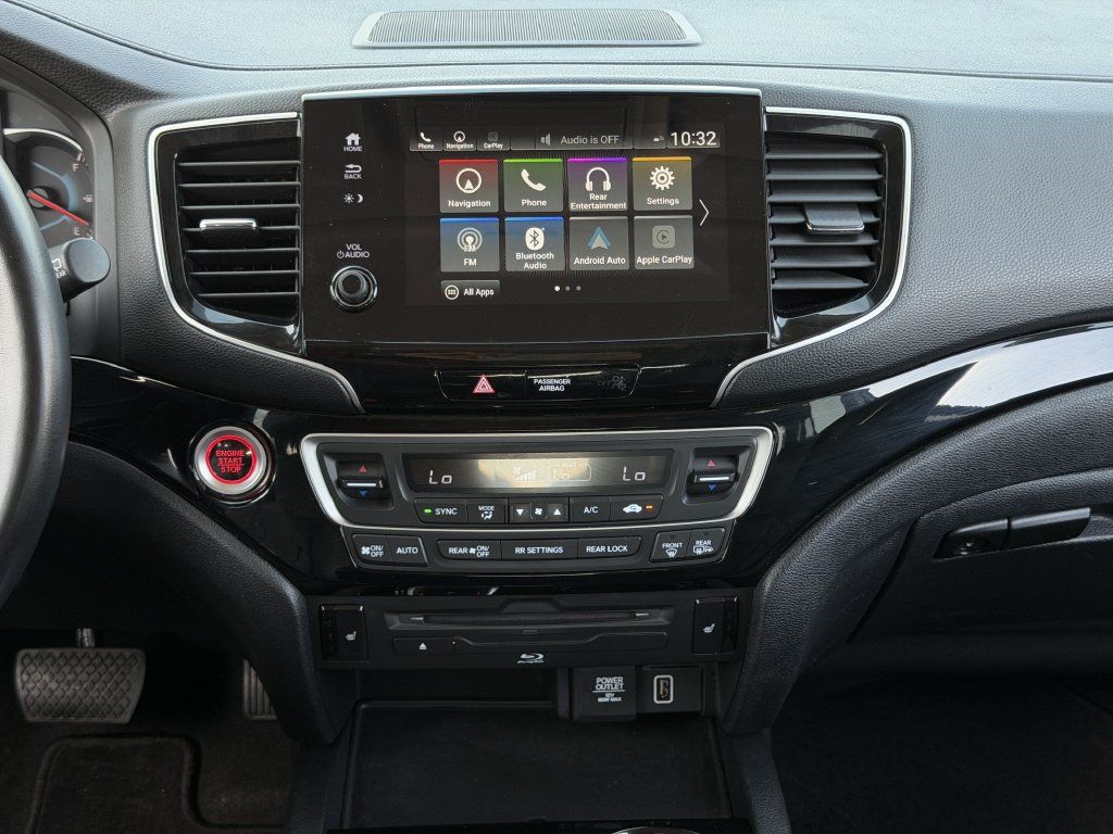 Used 2019 Honda Pilot Touring image 17