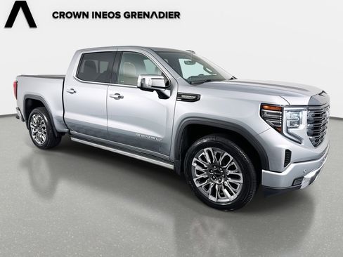 Used 2023 GMC Sierra 1500 Denali Ultimate image 4