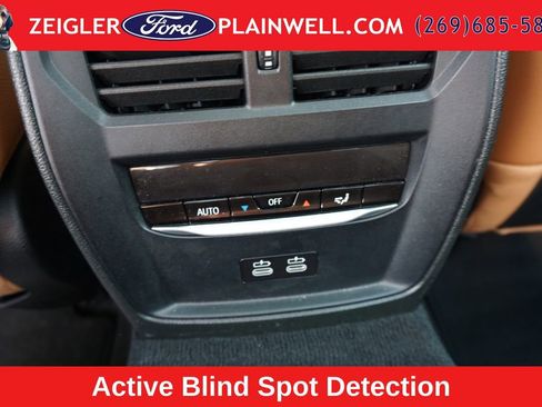 Used 2023 BMW 330e xDrive w/ Driving Assistance Package AWD/4WD image 12