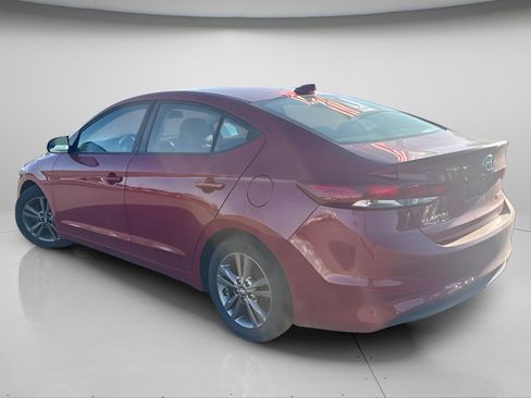 Used 2017 Hyundai Elantra SE FWD image 10