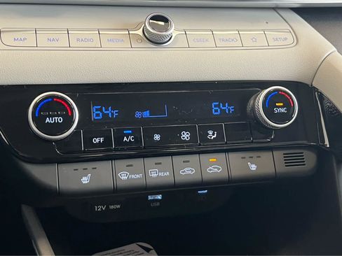 New 2026 Hyundai Elantra Limited FWD image 37