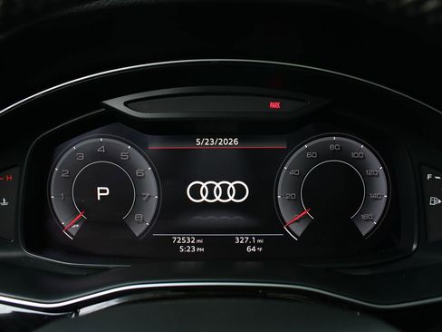 Used 2019 Audi Q8 Premium Plus w/ Premium Plus AWD/4WD image 16