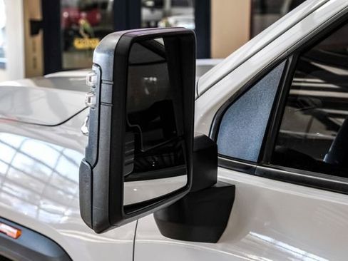 Used 2023 GMC Sierra 3500 Pro w/ Convenience Package image 35