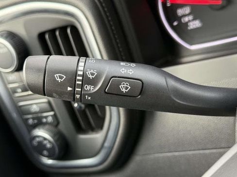 Used 2020 Chevrolet Silverado 1500 LT w/ LT Value Package image 19