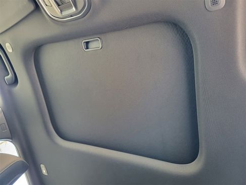 New 2025 Jeep Grand Cherokee L Laredo w/ Trailer Tow Package image 18