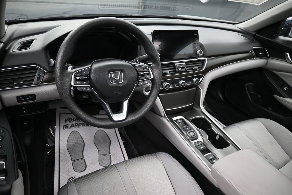 Used 2018 Honda Accord EX image 24