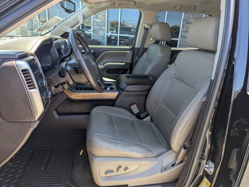 Used 2018 Chevrolet Silverado 1500 LTZ w/ Texas Edition AWD/4WD image 11
