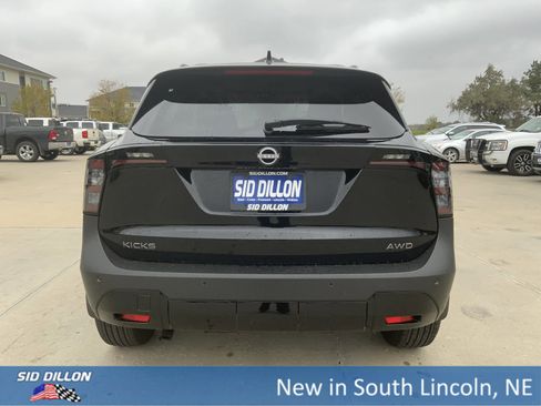 New 2026 Nissan Kicks SV w/ SV Premium Package image 4