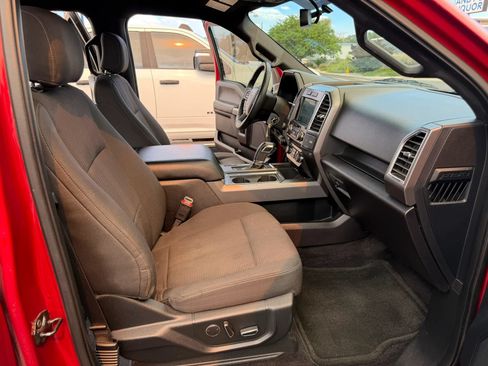 Used 2016 Ford F150 XLT w/ Equipment Group 302A Luxury AWD/4WD image 28
