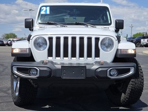 Used 2021 Jeep Wrangler Unlimited Sahara w/ Uconnect 4C Nav & Sound Group AWD/4WD image 16