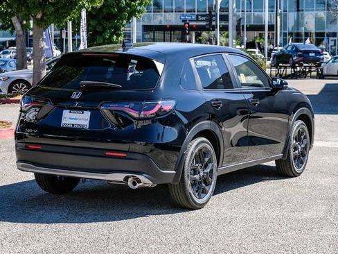 New 2025 Honda HR-V Sport image 5