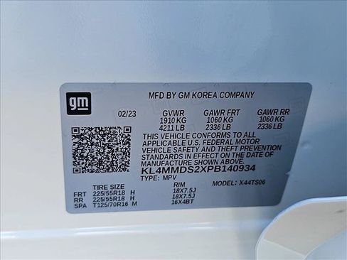 Used 2023 Buick Encore GX Select w/ Sport Touring Package FWD image 23