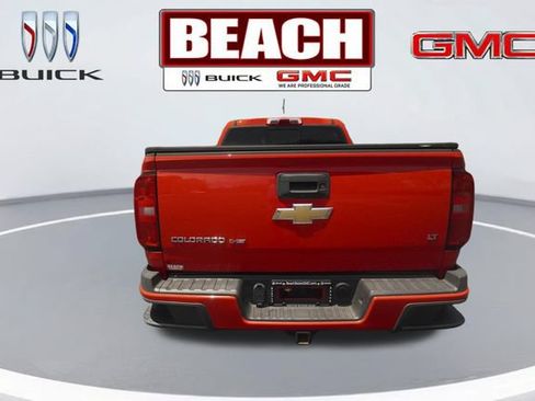Used 2019 Chevrolet Colorado LT w/ LT Convenience Package RWD image 4