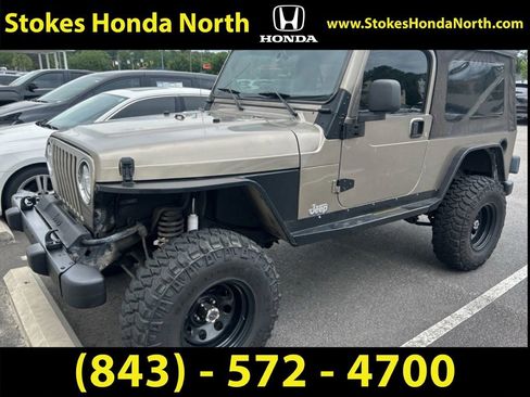Used 2004 Jeep Wrangler 4WD image 1