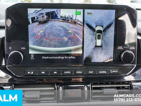 Used 2025 Nissan Pathfinder SL w/ SL Premium Package image 39