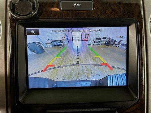 Used 2013 Ford F150 Platinum image 25